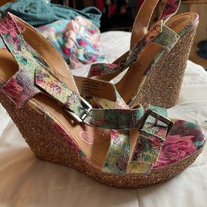 Naughty Monkey Wedges